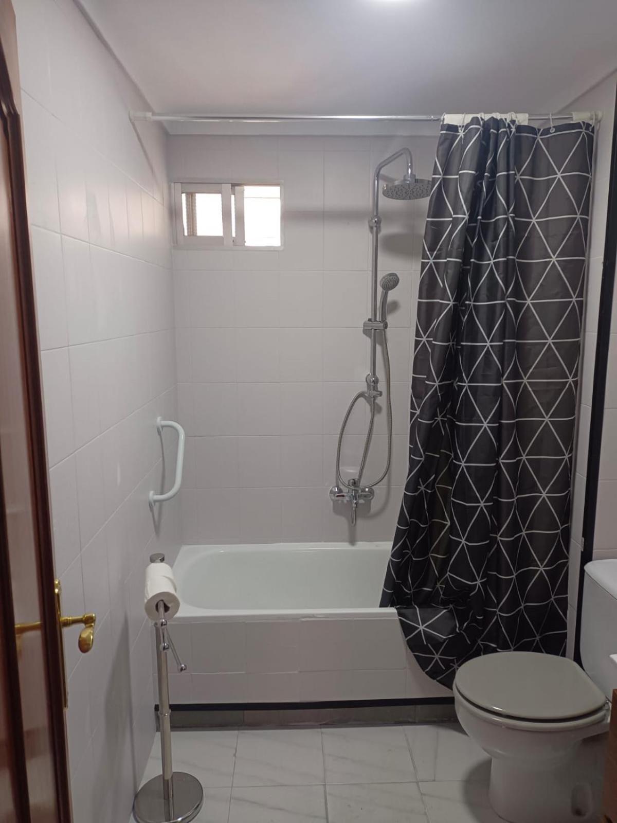 Apartamento Avenida Aguilar ภายนอก รูปภาพ